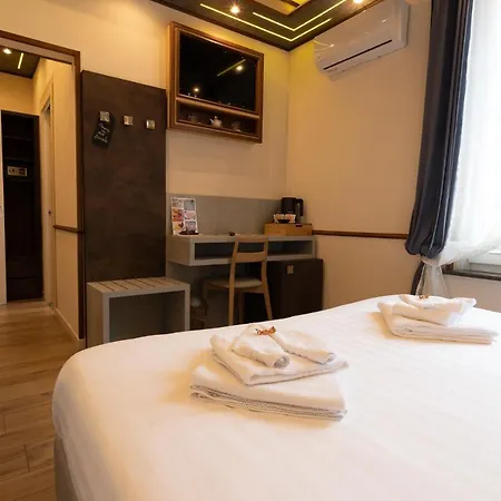 Antica 4*